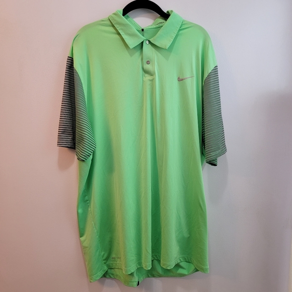 Nike Other - Nike Tiger Woods Golf  Short Sleeve Polo Shirt Size XL